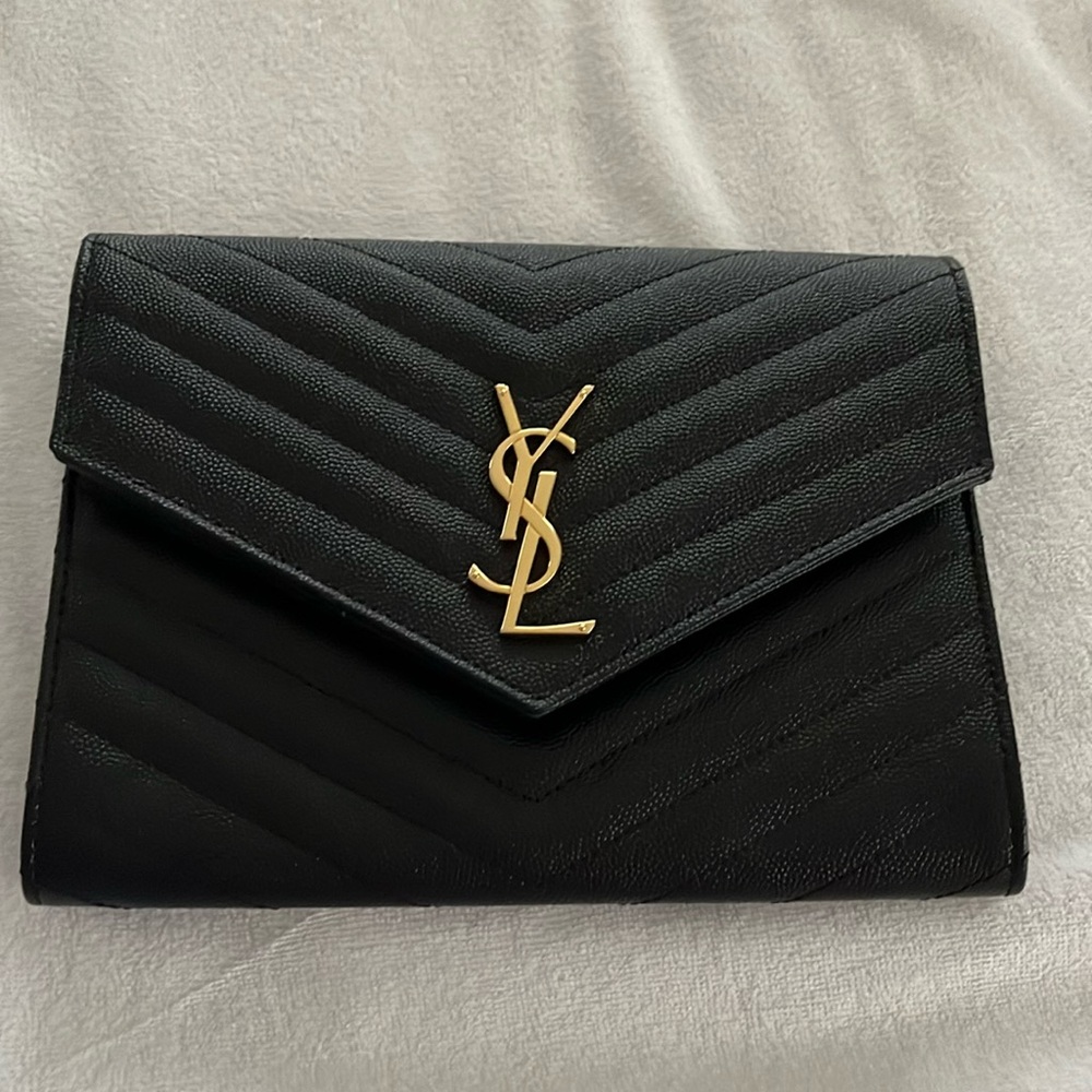 Saint Laurent
Cassandre Matelassé Flap Pouch